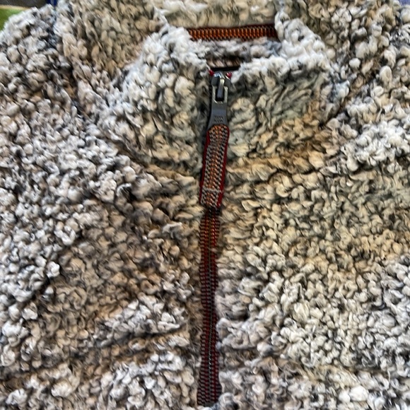 True Grit Pullover - Picture 4 of 4